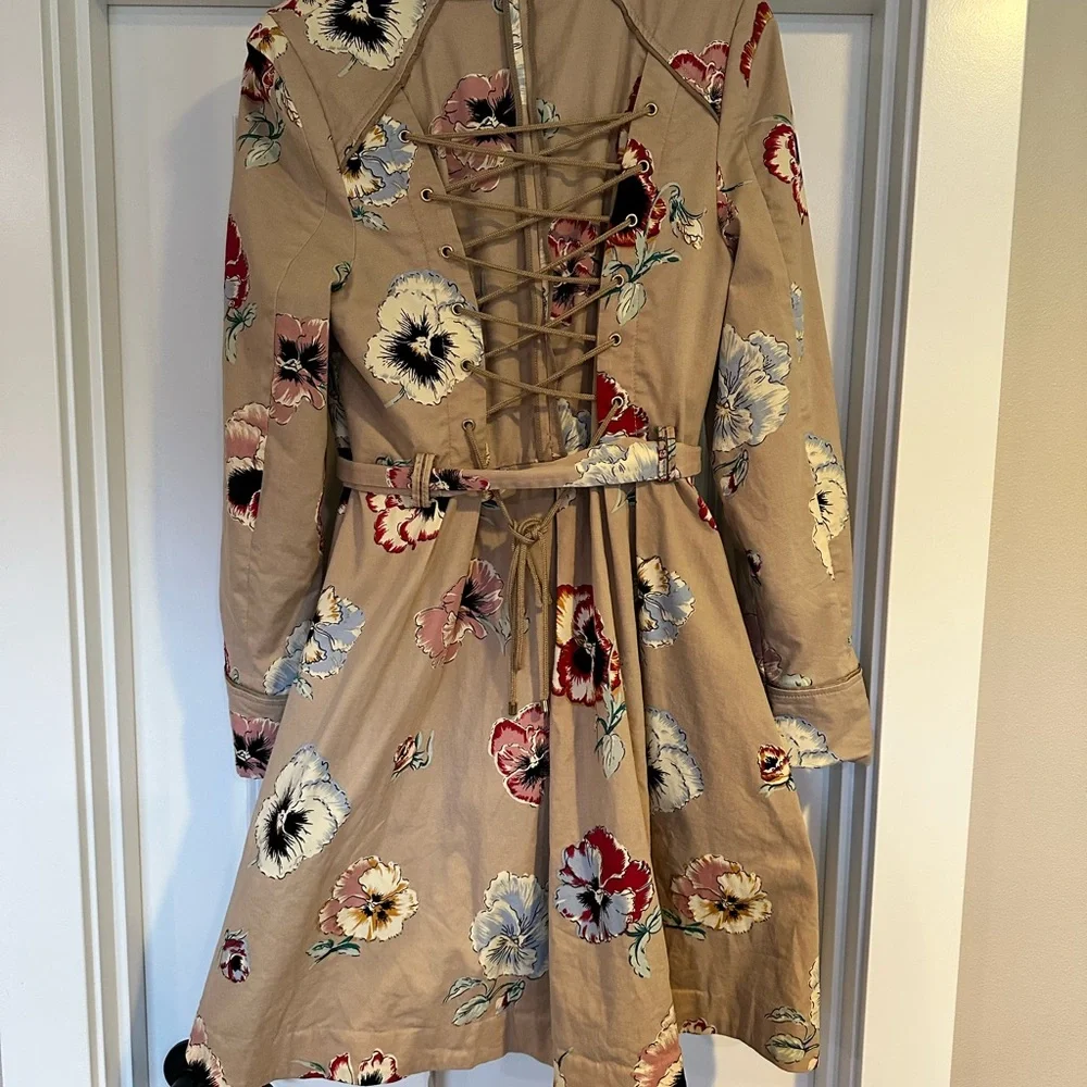 Elevenses Floral Tan trench with lace up detail on back - Picture 3 of 6